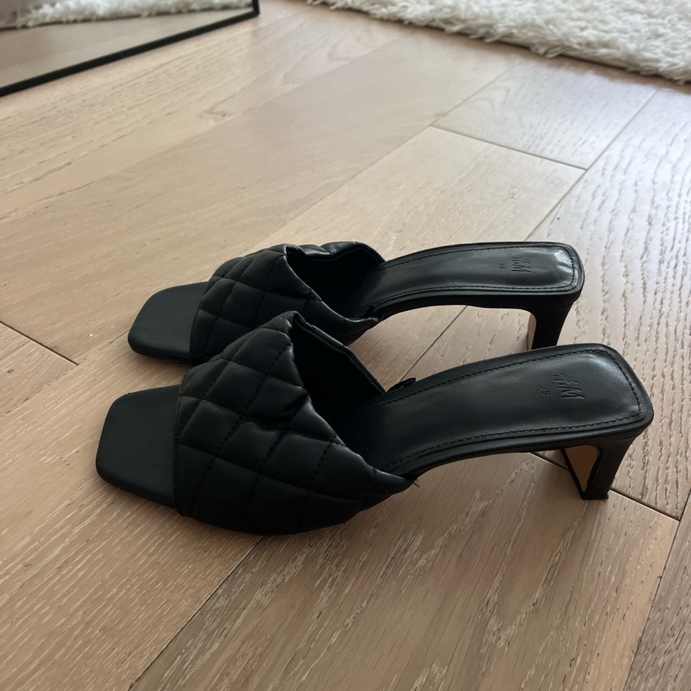 H&M kitten heels